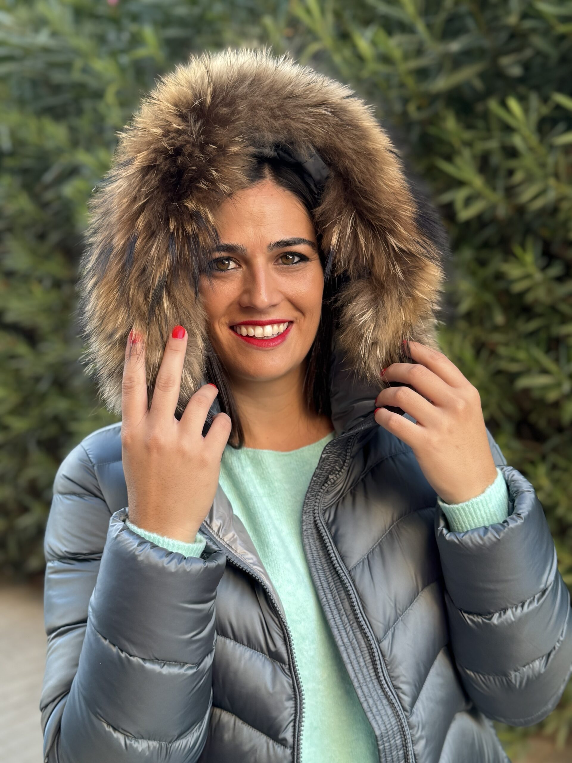 PLUMIFERO HETREGO PELO NATURAL FIANNA AZUL OCEANO — Maitane Boutique