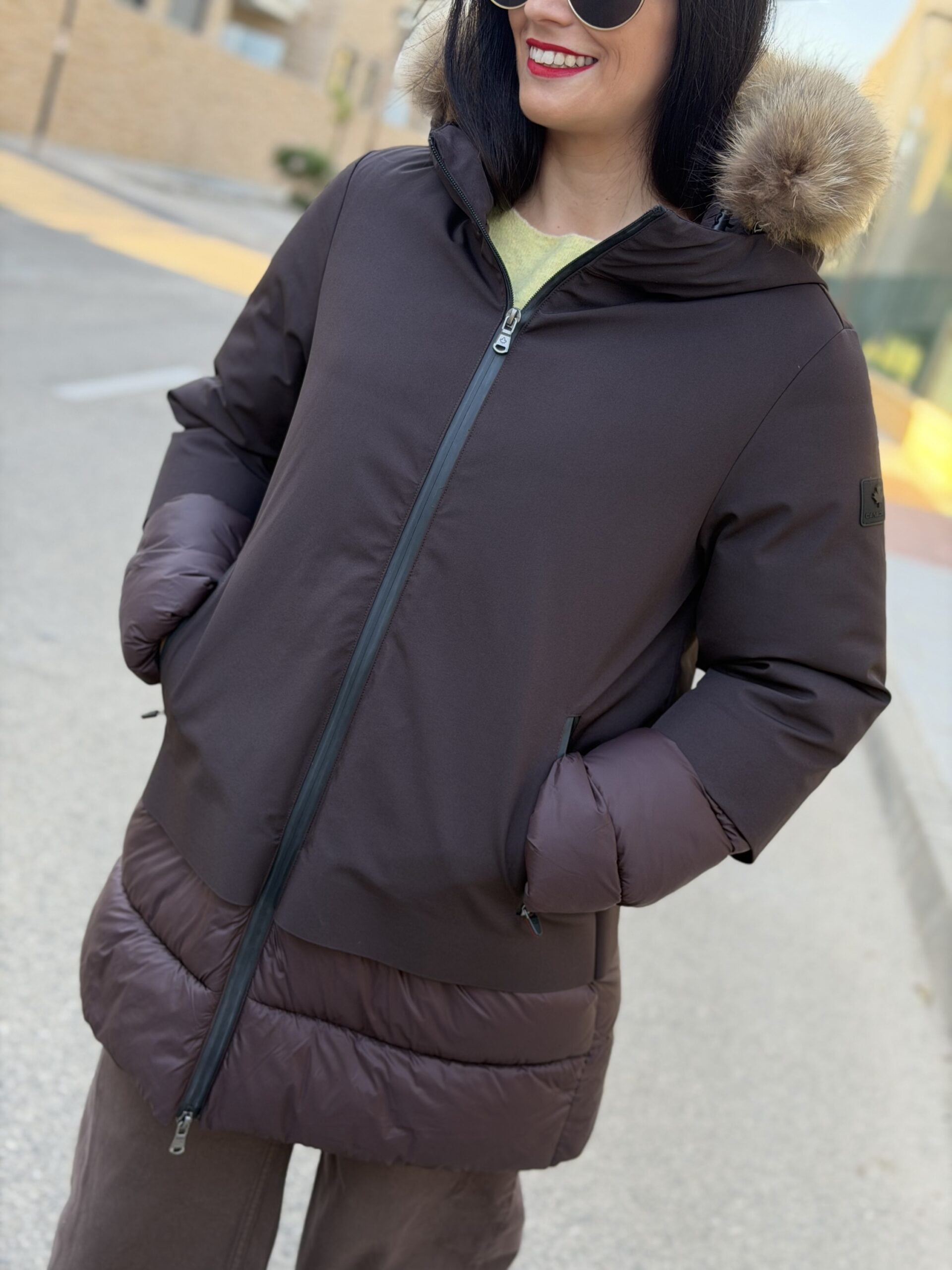 PLUMIFERO CANADIAN PELO NATURAL NORALEE CAFE PLUMIFERO CANADIAN PELO NATURAL NORALEE CAFE - Imagen 6