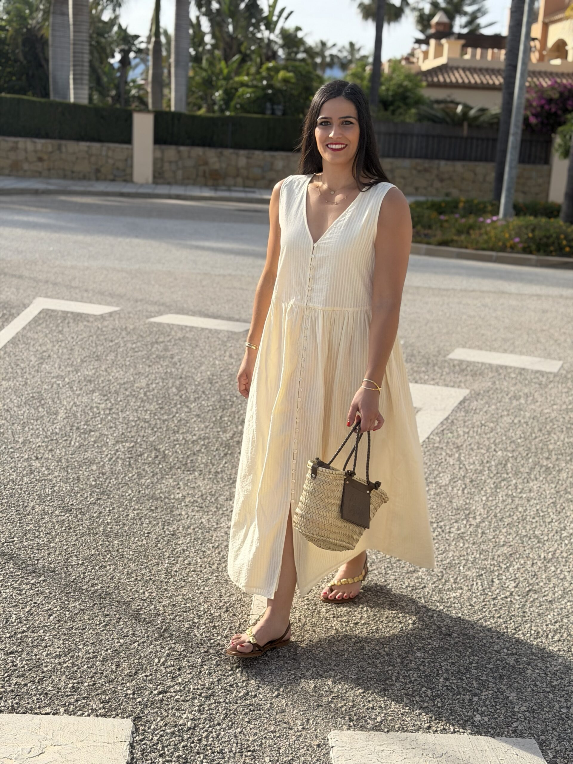 vestido des petits hauts mantequilla